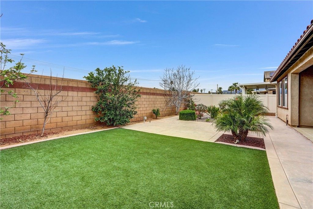 Image 26 of property listing at 1587 Milky, Beaumont, CA 92223