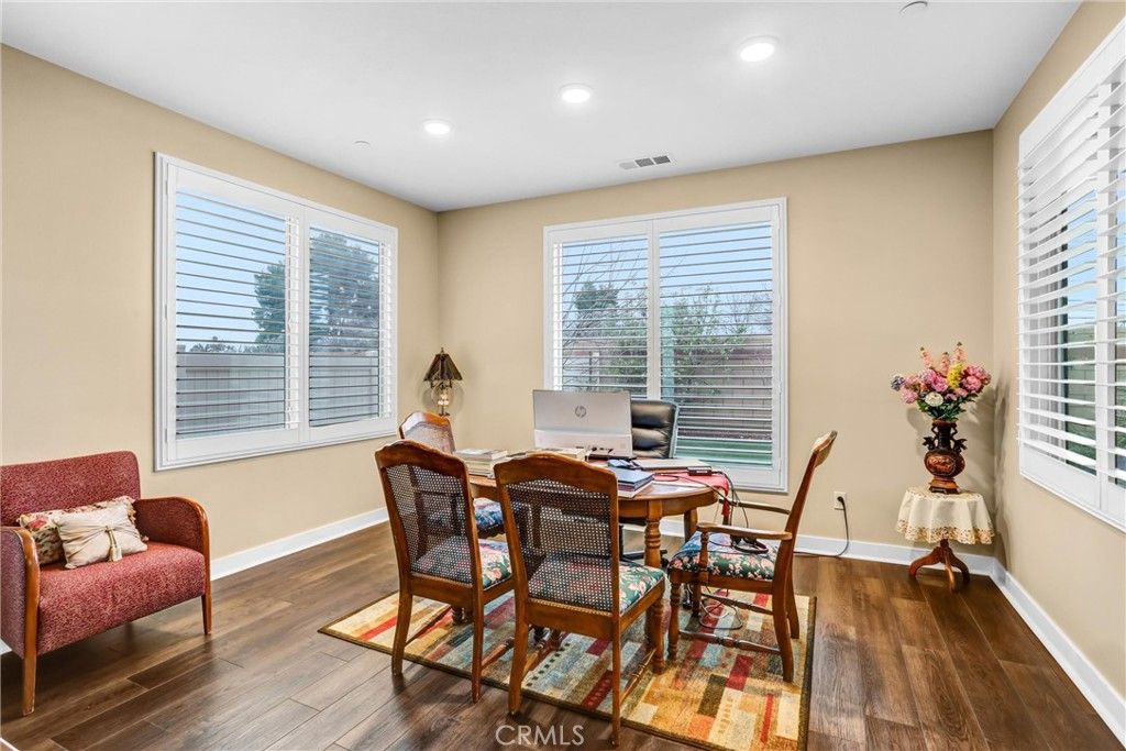 Image 6 of property listing at 1587 Milky, Beaumont, CA 92223