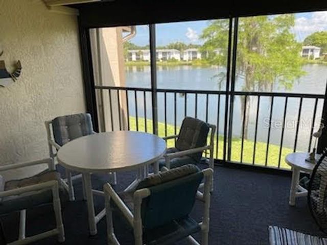 272 WOODLAKE WYNDE 272, Oldsmar, FL 34677