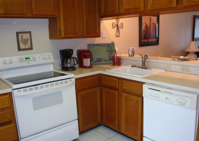 272 WOODLAKE WYNDE 272, Oldsmar, FL 34677