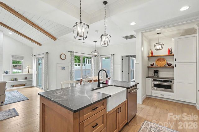 4759 Polo Gate Boulevard, Charlotte, NC 28216