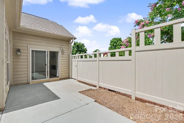 4759 Polo Gate Boulevard, Charlotte, NC 28216