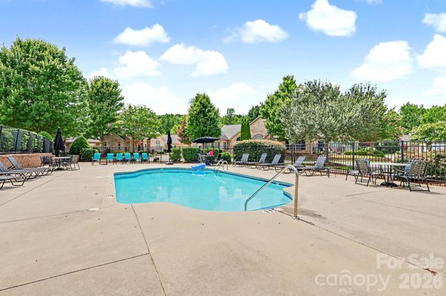 4759 Polo Gate Boulevard, Charlotte, NC 28216