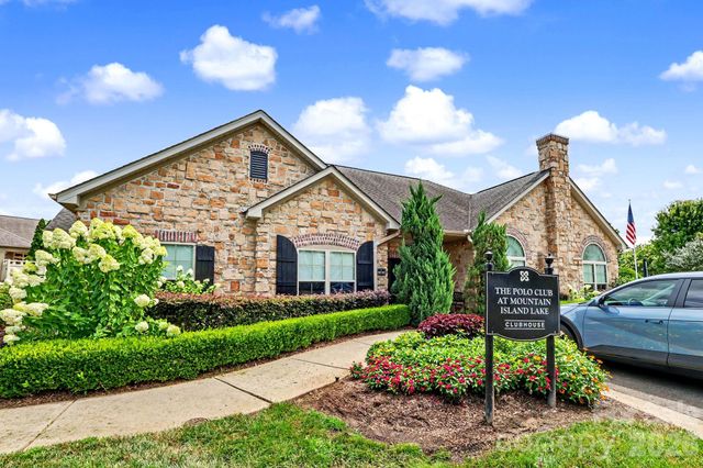 4759 Polo Gate Boulevard, Charlotte, NC 28216