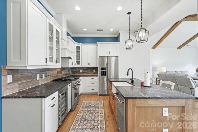 4759 Polo Gate Boulevard, Charlotte, NC 28216