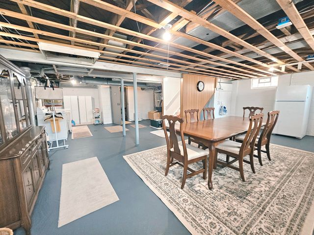 495 North Drive, Wyandotte, MI 48192
