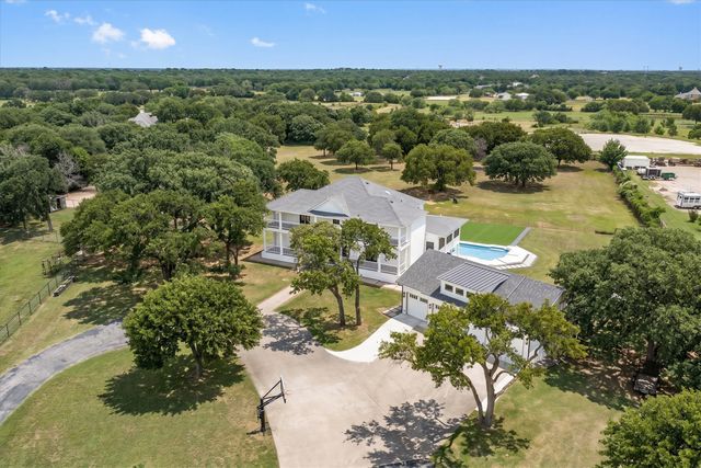 1476 W Jeter Road, Bartonville, TX 76226