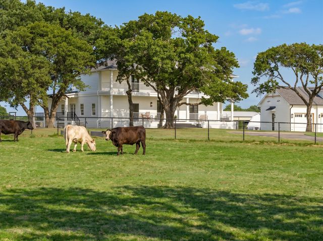 1476 W Jeter Road, Bartonville, TX 76226