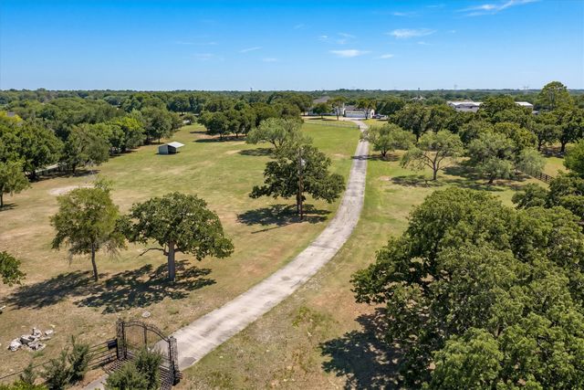 1476 W Jeter Road, Bartonville, TX 76226