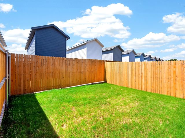 1031 Bishop Creek Drive, Princeton, TX 75407