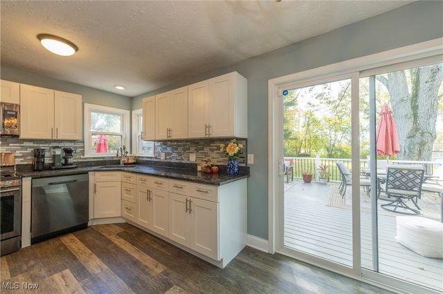 11533 Meadowbrook Drive, Parma Heights, OH 44130