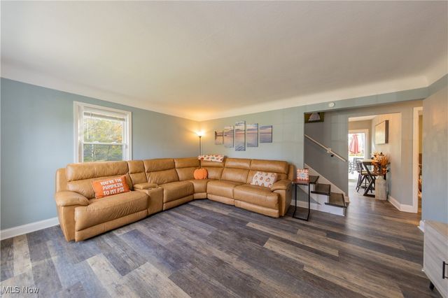 11533 Meadowbrook Drive, Parma Heights, OH 44130