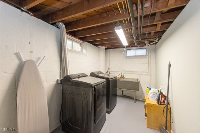 11533 Meadowbrook Drive, Parma Heights, OH 44130