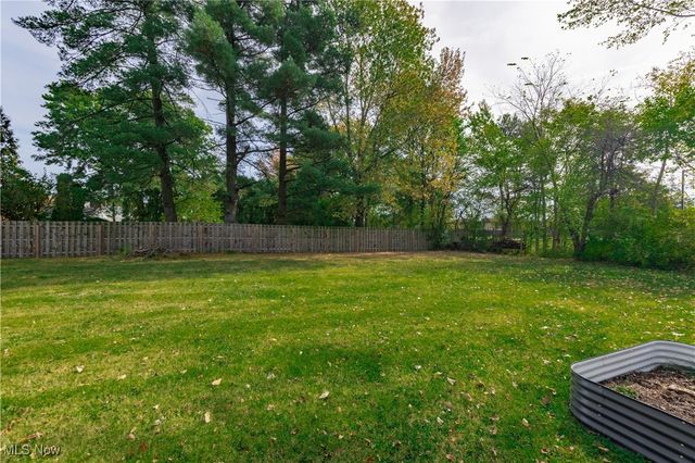 11533 Meadowbrook Drive, Parma Heights, OH 44130