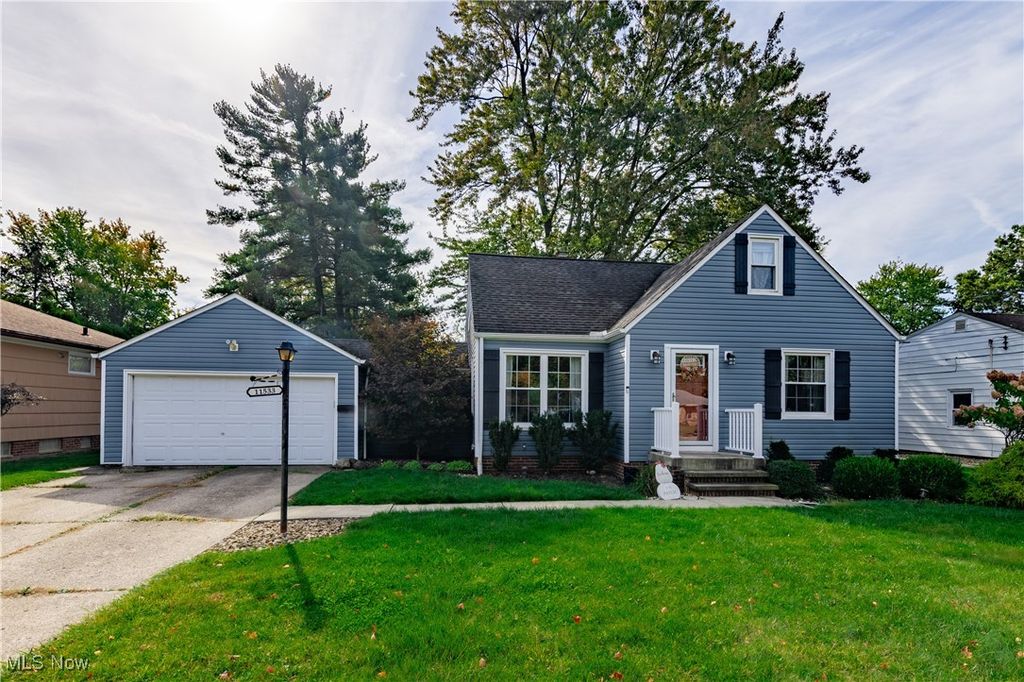 11533 Meadowbrook Drive, Parma Heights, OH 44130