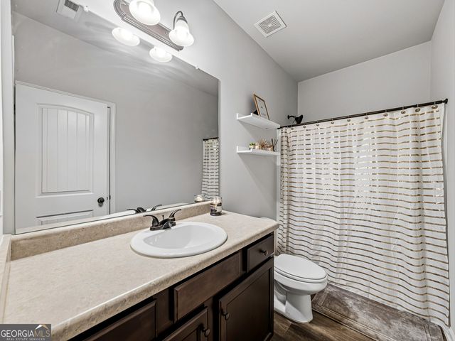 4221 Shoals Lane, Union City, GA 30291