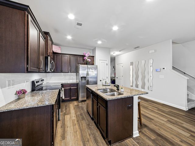 4221 Shoals Lane, Union City, GA 30291