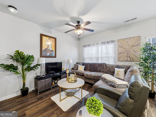 4221 Shoals Lane, Union City, GA 30291