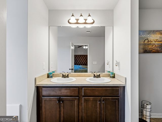 4221 Shoals Lane, Union City, GA 30291