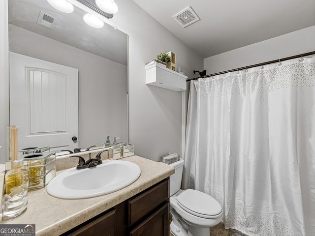 4221 Shoals Lane, Union City, GA 30291