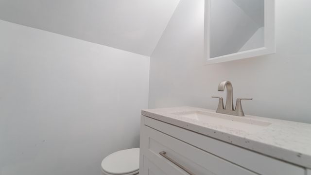 726 Fremont Road, Valparaiso, IN 46385