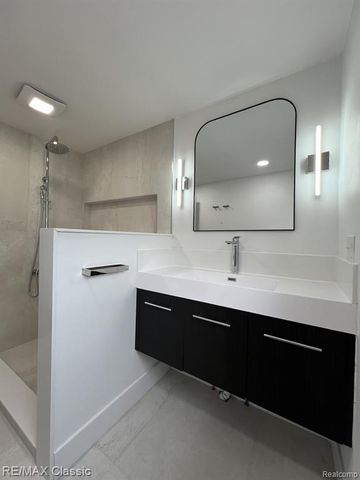 311 Park Avenue, Royal Oak, MI 48067