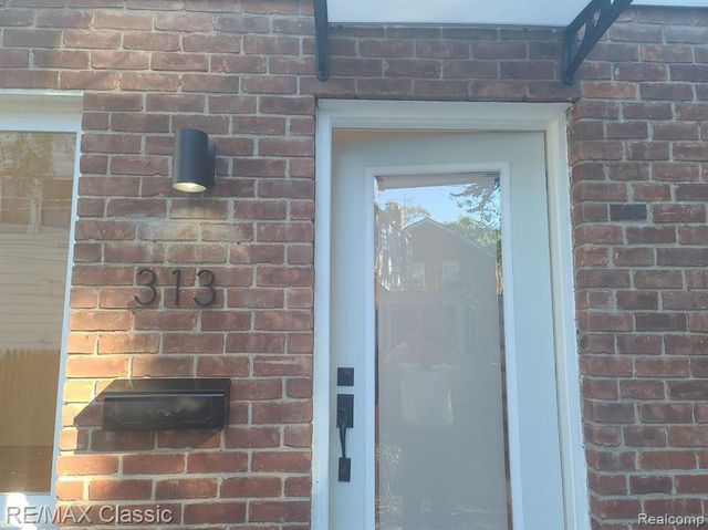 311 Park Avenue, Royal Oak, MI 48067