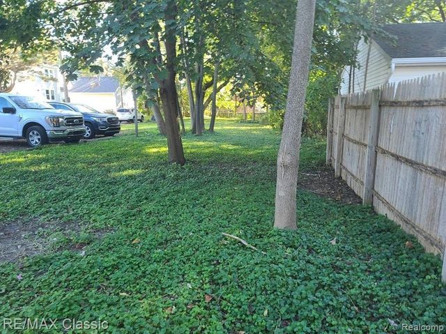 311 Park Avenue, Royal Oak, MI 48067