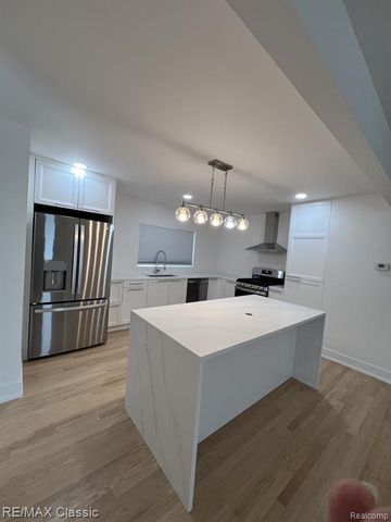 311 Park Avenue, Royal Oak, MI 48067