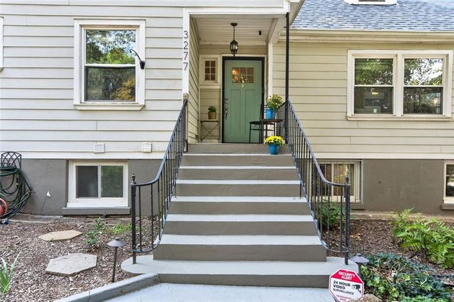 3277 N Whitney Avenue, Hapeville, GA 30354
