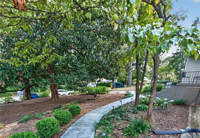 3277 N Whitney Avenue, Hapeville, GA 30354