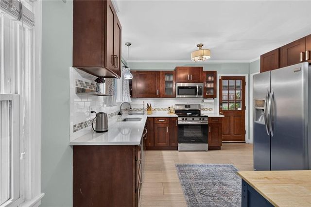 3277 N Whitney Avenue, Hapeville, GA 30354