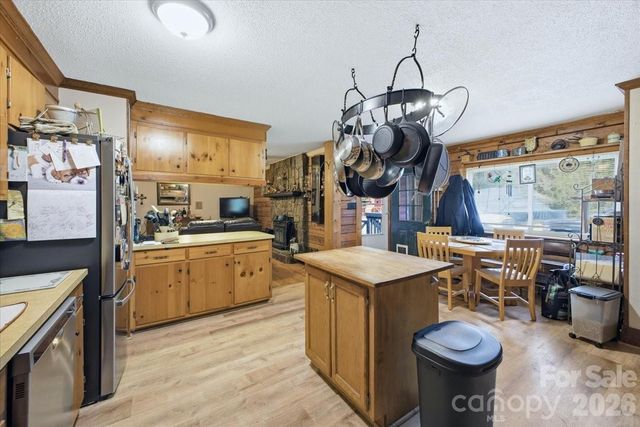 4639 Hickory Lincolnton Highway, Newton, NC 28658