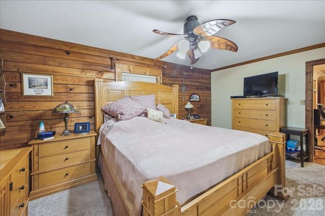 4639 Hickory Lincolnton Highway, Newton, NC 28658