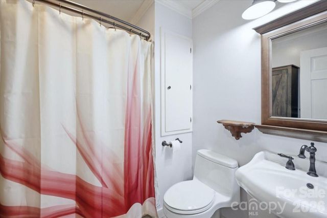 4639 Hickory Lincolnton Highway, Newton, NC 28658