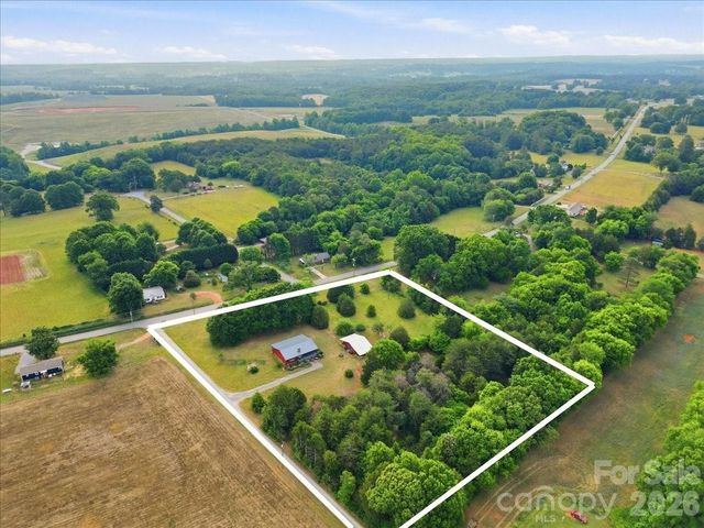 4639 Hickory Lincolnton Highway, Newton, NC 28658
