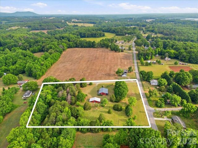 4639 Hickory Lincolnton Highway, Newton, NC 28658