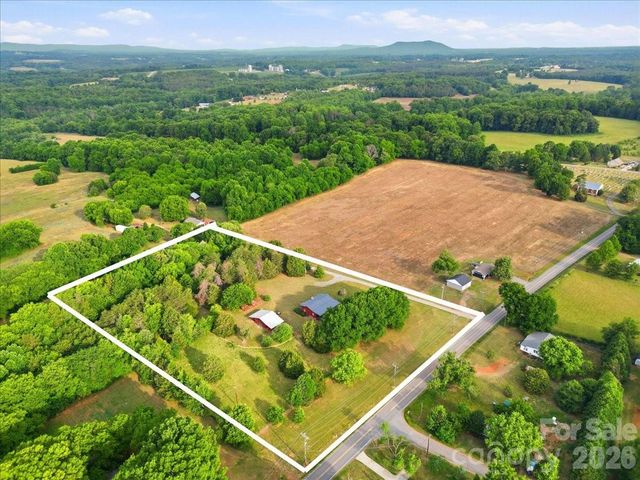 4639 Hickory Lincolnton Highway, Newton, NC 28658