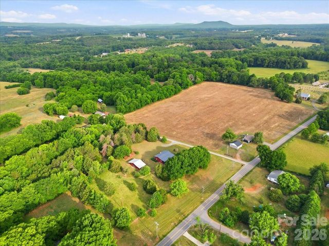4639 Hickory Lincolnton Highway, Newton, NC 28658