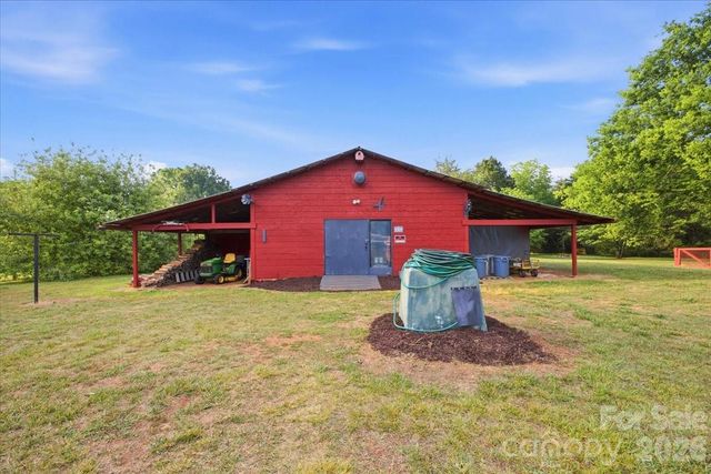 4639 Hickory Lincolnton Highway, Newton, NC 28658