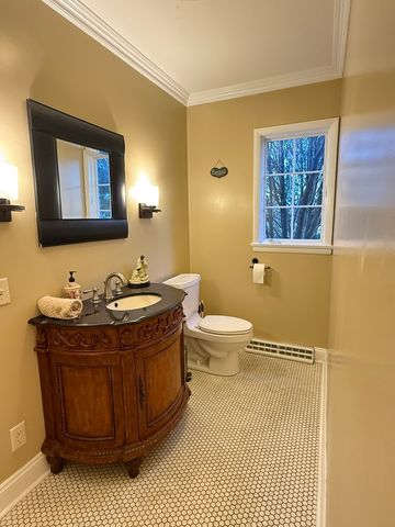 402 W Le Fevre Road, Sterling, IL 61081