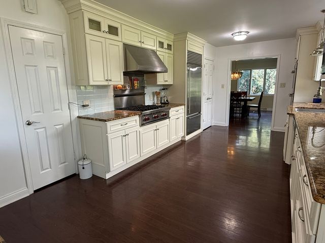 402 W Le Fevre Road, Sterling, IL 61081