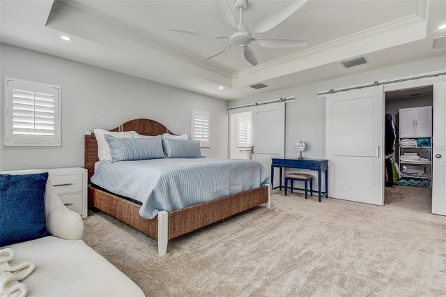 718 BAYSHORE DRIVE, Tarpon Springs, FL 34689