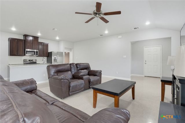 1645 Dryden Avenue, Copperas Cove, TX 76522
