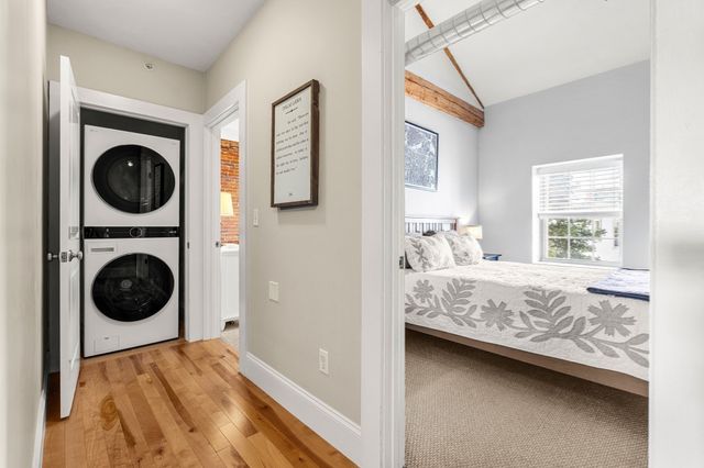 10 Union Street 3, Salem, MA 01970