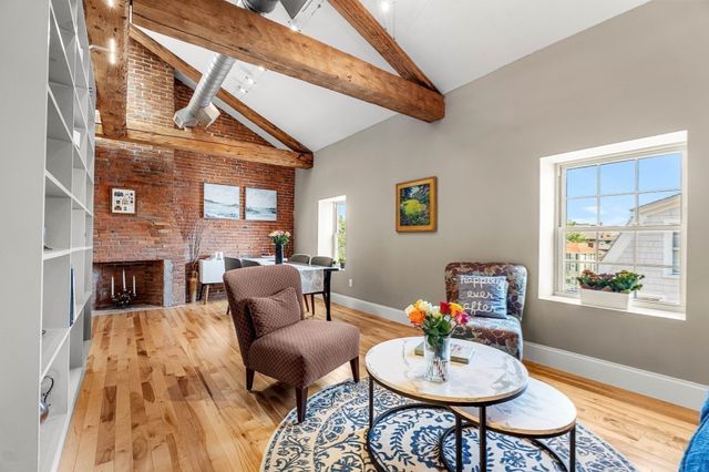 10 Union Street 3, Salem, MA 01970