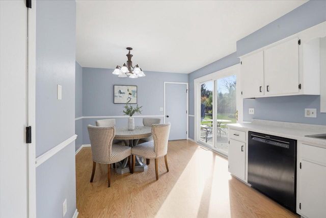 6837 Reuter LANE, West Bend, WI 53090