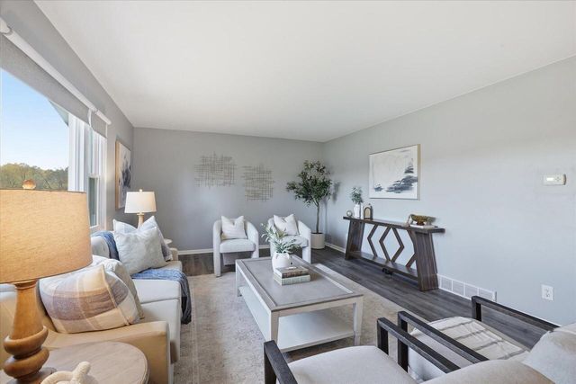 6837 Reuter LANE, West Bend, WI 53090