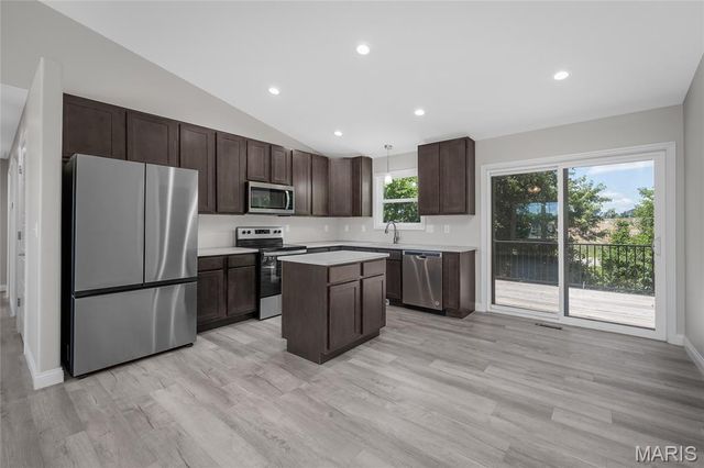 140 Wakefield Drive, Wright City, MO 63390