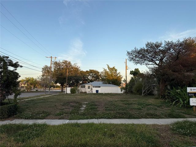 401 COLUMBIA DRIVE, Tampa, FL 33606